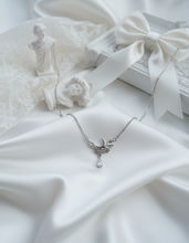 Load image into Gallery viewer, [fromis_9 Baek Jiheon Necklace] Moonlight Teardrops Semi Choker Necklace