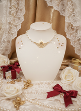 Load image into Gallery viewer, Baroque Angel Pearl Choker Necklace - Gold