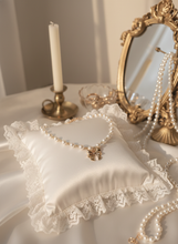 Load image into Gallery viewer, Adorable Ribbon Pearl Choker - Gold Color