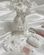 Load image into Gallery viewer, [IVE Wonyoung Earrings] Daily Silver Ribbon Earrings