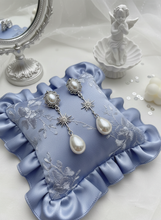 Load image into Gallery viewer, [IU, Kim Sejeong Earrings] Minerva Earrings - Silver version