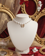 Load image into Gallery viewer, Adorable Ribbon Pearl Choker - Gold Color