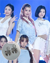 Load image into Gallery viewer, [Hearts2Hearts Ana Earrings] Adorable Ribbon Huggies Earrings - Silver