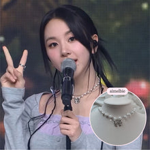 Load image into Gallery viewer, [TWICE Chaeyoung Necklace] Adorable Ribbon Pearl Choker - Silver ver.