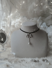 Load image into Gallery viewer, [IVE Wonyoung Necklace] Romantic bow and pearl drop choker - Silver Color