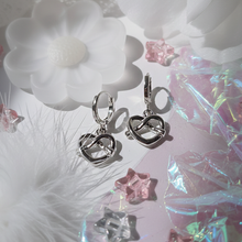 Load image into Gallery viewer, [VIVIZ Eunha Earrings] Pretzel Huggies Earrings - Silver Color