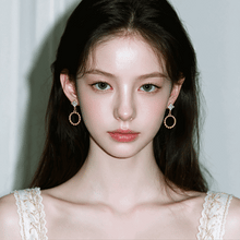 Load image into Gallery viewer, Diamond and Gold Ring Earrings (STAYC Isa, fromis_9 Chaeyoung Earrings)