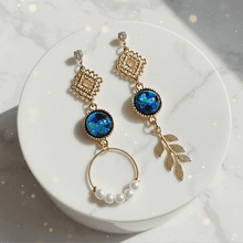 Load image into Gallery viewer, [Kim Sejeong Earrings] The Ancient Blue Planet Earrings