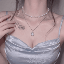 Load image into Gallery viewer, Elegant Layered Pearl Choker Necklace - Silver ver.