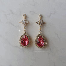 Load image into Gallery viewer, Romantic Queen Waterdrop Crystal Earrings - Rosepink