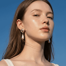 Load image into Gallery viewer, Ethnic Button and Long Pearl Earrings - Gold