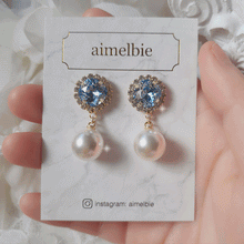 Load image into Gallery viewer, Cushion Square and Pearl Earrings - Light Sapphire