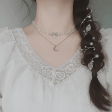 Load image into Gallery viewer, [NMIXX Jiwoo Necklace] Art Nouveau Moon Layered necklace - Silver Color
