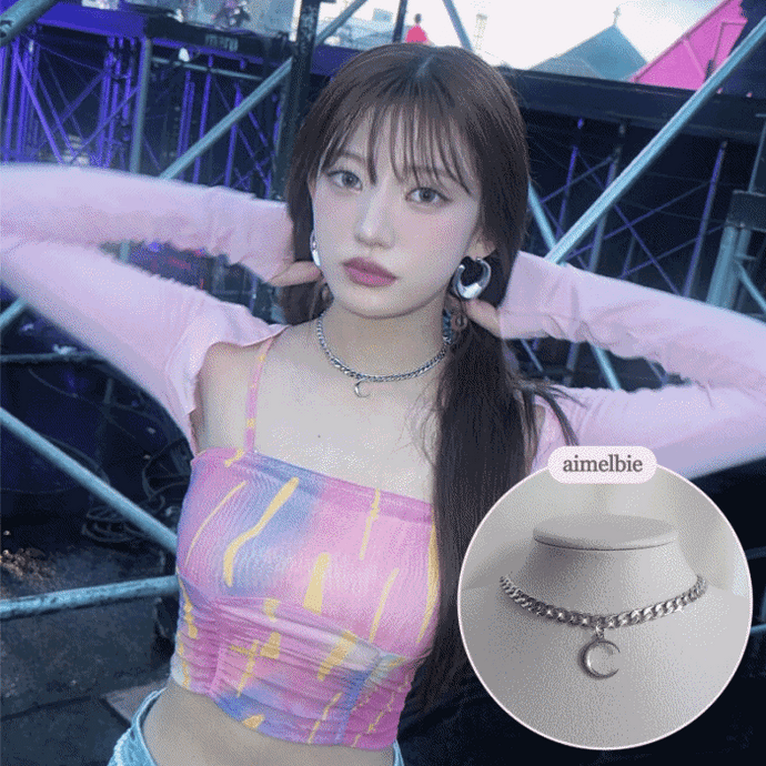 Crescent Moon Bold Chain Choker - Silver