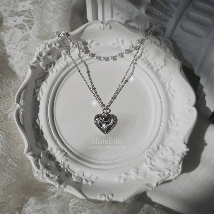 [KISS OF LIFE Belle, Kep1er Youngeun Necklace] Silver Laced Heart Layered Necklace
