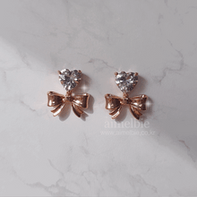 Load image into Gallery viewer, [Chuu Earrings] Heart Crystal and Ribbon Earrings - Rosegold