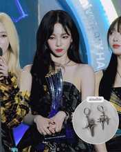Load image into Gallery viewer, [Aespa Karina, IVE Gaeul Earrings] Sparkle Sparkle Huggies Earrings
