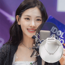 Load image into Gallery viewer, [Baby DONT Cry Yihyun Necklace] Dreamy Crystal Semi Choker Necklace