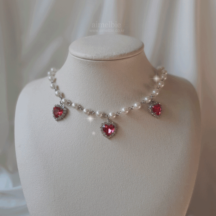 Rosepink Heart Crystal Party Queen Choker Necklace (KARA Gyuri Necklace)