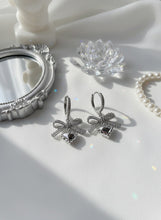 Load image into Gallery viewer, [Hearts2Hearts Yuha Earrings] Coquette Laced Ribbon and Heart Huggies earrings