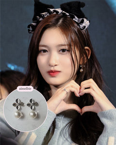 [IVE Leeseo, STAYC Sieun Earrings] Botanic Flower and Pearl Earrings - Silver