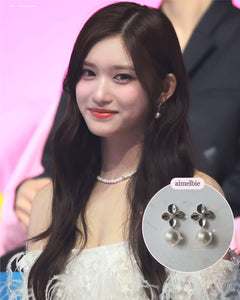 [IVE Leeseo, STAYC Sieun Earrings] Botanic Flower and Pearl Earrings - Silver