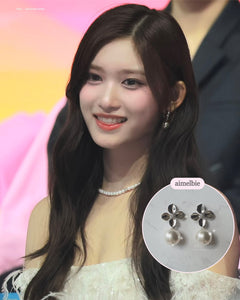 [IVE Leeseo, STAYC Sieun Earrings] Botanic Flower and Pearl Earrings - Silver