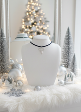 Load image into Gallery viewer, [ITZY Chaeryeong Necklace] Raindeer Choker Necklace - Silver Color