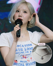 Load image into Gallery viewer, Diamond Petals Semi-Choker Necklace - Silver (VIVIZ Eunha Necklace)