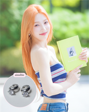 Load image into Gallery viewer, [Hearts2Hearts Ian Earrings] Diamond Ring Huggies Earrings - Silver Color