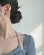 Load image into Gallery viewer, [Aespa Winter Earrings] Judy Earrings - Silver