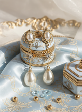 Load image into Gallery viewer, [IVE Wonyoung Earrings] Minerva Earrings - Gold Color