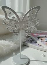 Load image into Gallery viewer, [ITZY Yuna Earrings] The Little Butterfly Huggies Earrings