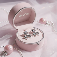 Load image into Gallery viewer, [Aespa Winter Earrings] Heart Crystal and Ribbon Earrings - Silver