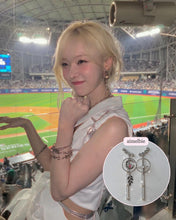 Load image into Gallery viewer, [Aespa Winter Earrings] Elf of The Night Forest Earrings
