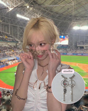 Load image into Gallery viewer, [Aespa Winter Earrings] Elf of The Night Forest Earrings