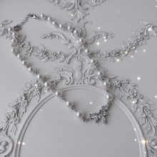 Load image into Gallery viewer, [Jo Yuri Necklace] Heavenly Crystal Pearl Choker Necklace - Silver Color