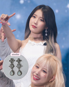 [IU Earrings] Flower Queen Earrings - White Opal Color