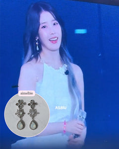 [IU Earrings] Flower Queen Earrings - White Opal Color