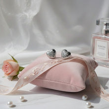 Load image into Gallery viewer, [NMIXX Kyujin Earrings] Supernova Heart Earrings - Silver Color