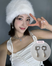 Load image into Gallery viewer, Gaea Earrings - Silver (H1-Key Riina Earrings)