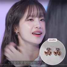 Load image into Gallery viewer, [Chuu Earrings] Heart Crystal and Ribbon Earrings - Rosegold