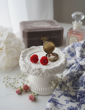 Load image into Gallery viewer, [Kwon Eunbi Earrings] Petit Rose Cabochon Earrings - Red