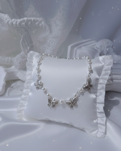 Load image into Gallery viewer, [Jo Yu-ri Necklace] Butterfly Waltz Choker Necklace - Silver Color