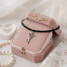 Load image into Gallery viewer, [IVE Wonyoung Necklace] Silver Heart Key Choker