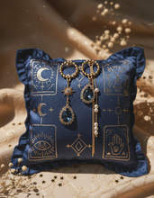 Load image into Gallery viewer, [SNSD Taeyeon Earrings] Meteor Shower Earrings - Navy