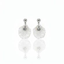Load image into Gallery viewer, The Little Mermaid Earrings - Silver ver.