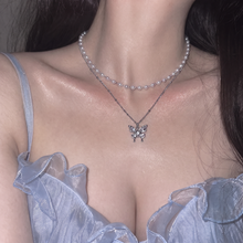 Load image into Gallery viewer, [I-DLE Shuhua Necklace] Mystique Butterfly Layered Necklace - Silver color