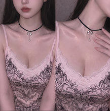 Load image into Gallery viewer, [IVE Wonyoung Necklace] Romantic Bow and Pearl Drop Choker - Silver Color