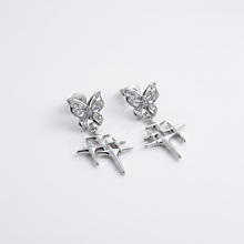 Load image into Gallery viewer, Sparkling Butterfly Earrings